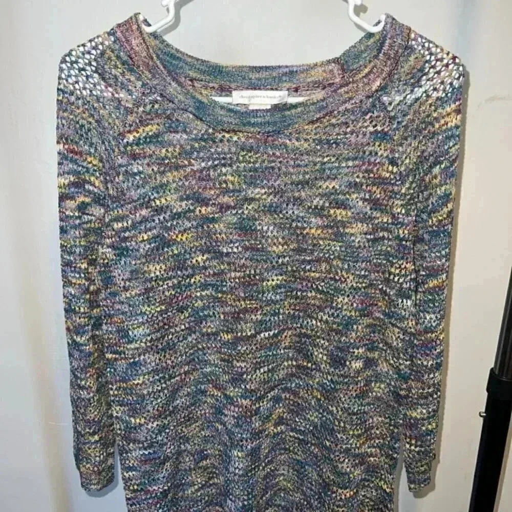Christopher & Banks Multicolored Sweater
Size Small Lightweight 0402261